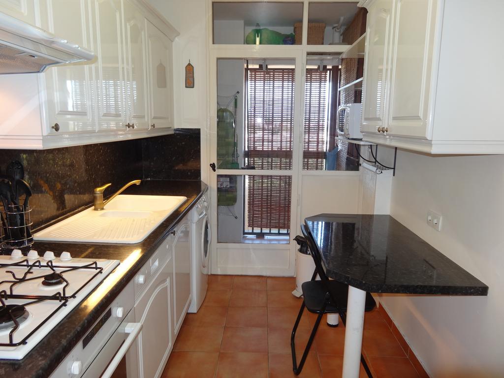 2 Bedroom Modern Apartment In Antibes With Sea View Room photo
